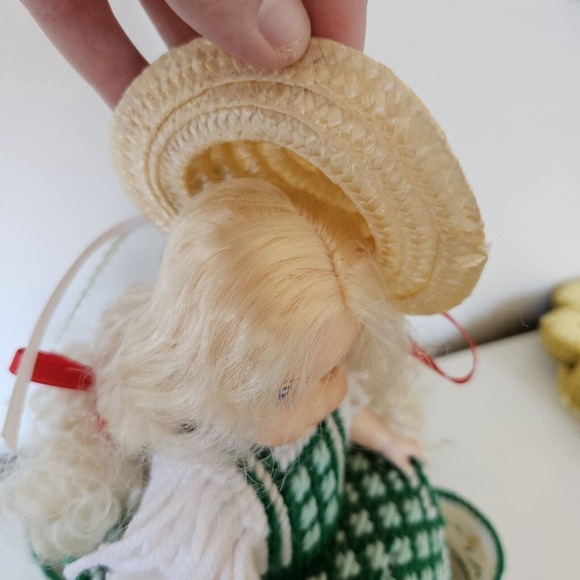 Vtg Handmade Plastic Canvas Table Top Doll Floral W/Organization Trinket Holder - Picture 11 of 13